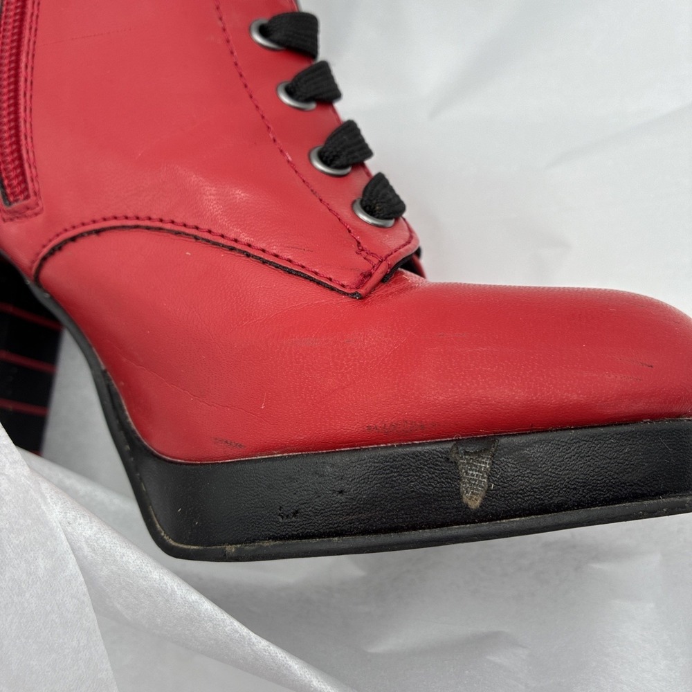 Hotel Transylvania Mavis Red Bat Wing Platform Boots FUN4051AD-6 Womens 6 - Picture 8 of 16